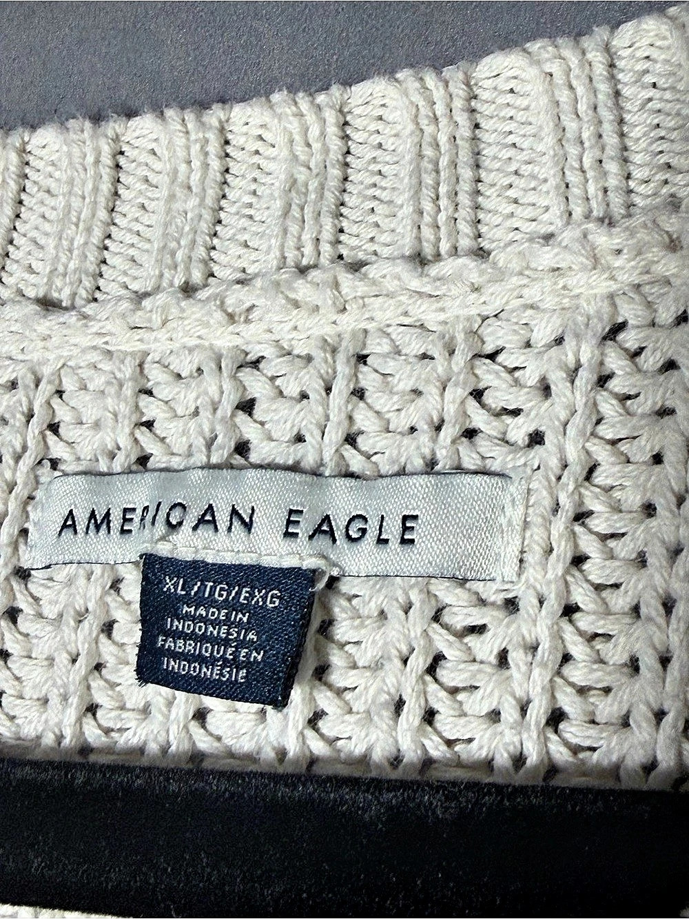 American Eagle Cream Knit Crewneck Sweater - Picture 3 of 3